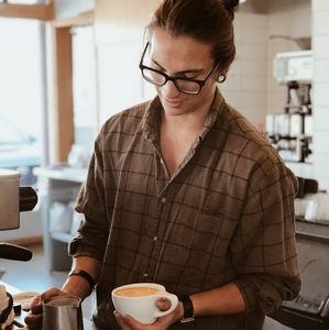 Meet your Posher, Hunter